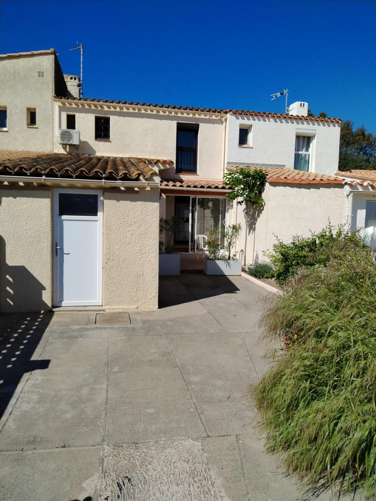 Grande Maison 3 Chambres - Jardin, Terrasse Et Parking - Bord De Mer Torreilles Extérieur photo